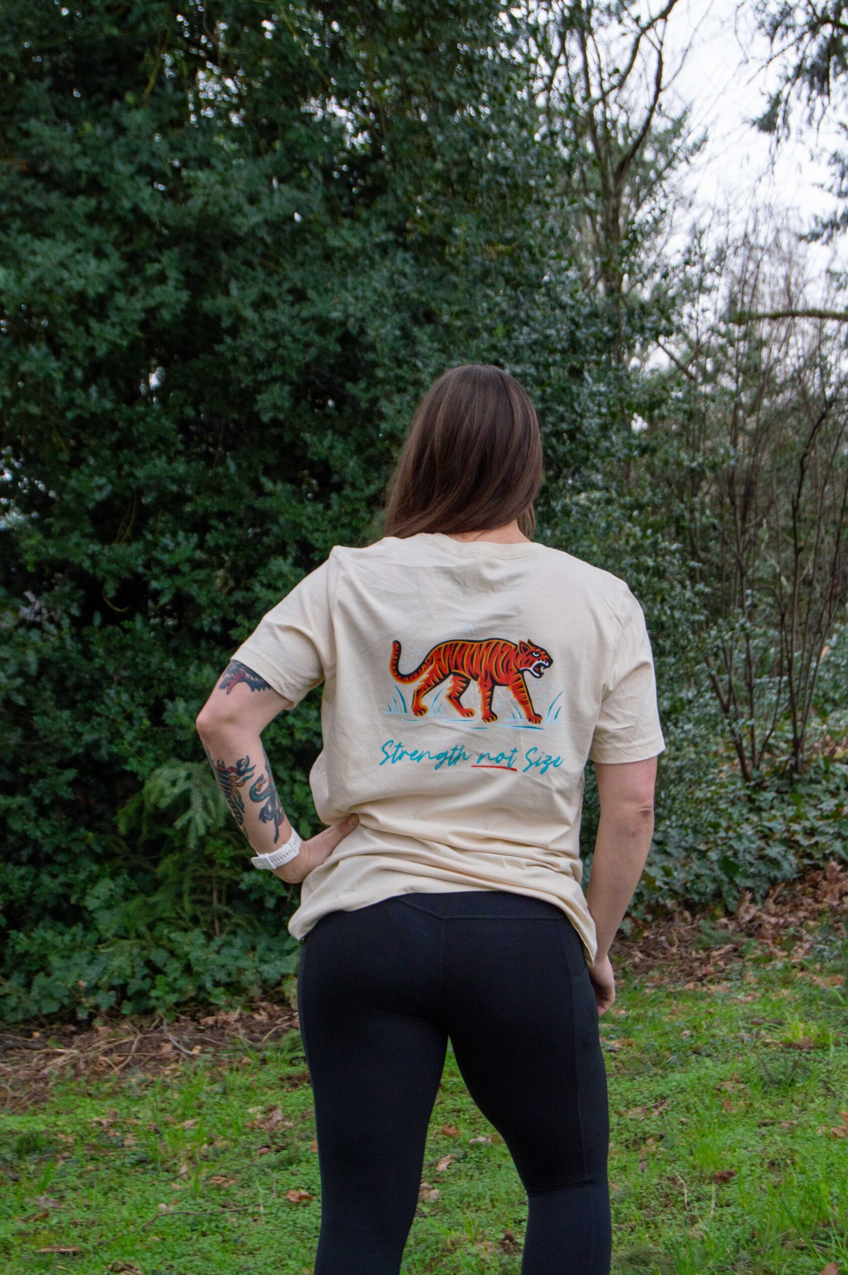 Essential Tee - Image 4